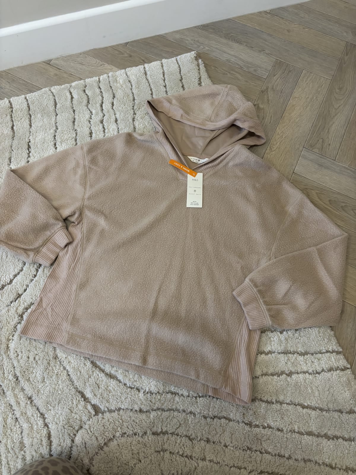 Adidas BNWT women’s marks and Spencer’s nude hooded warm and cosy size medium, Cream, size M