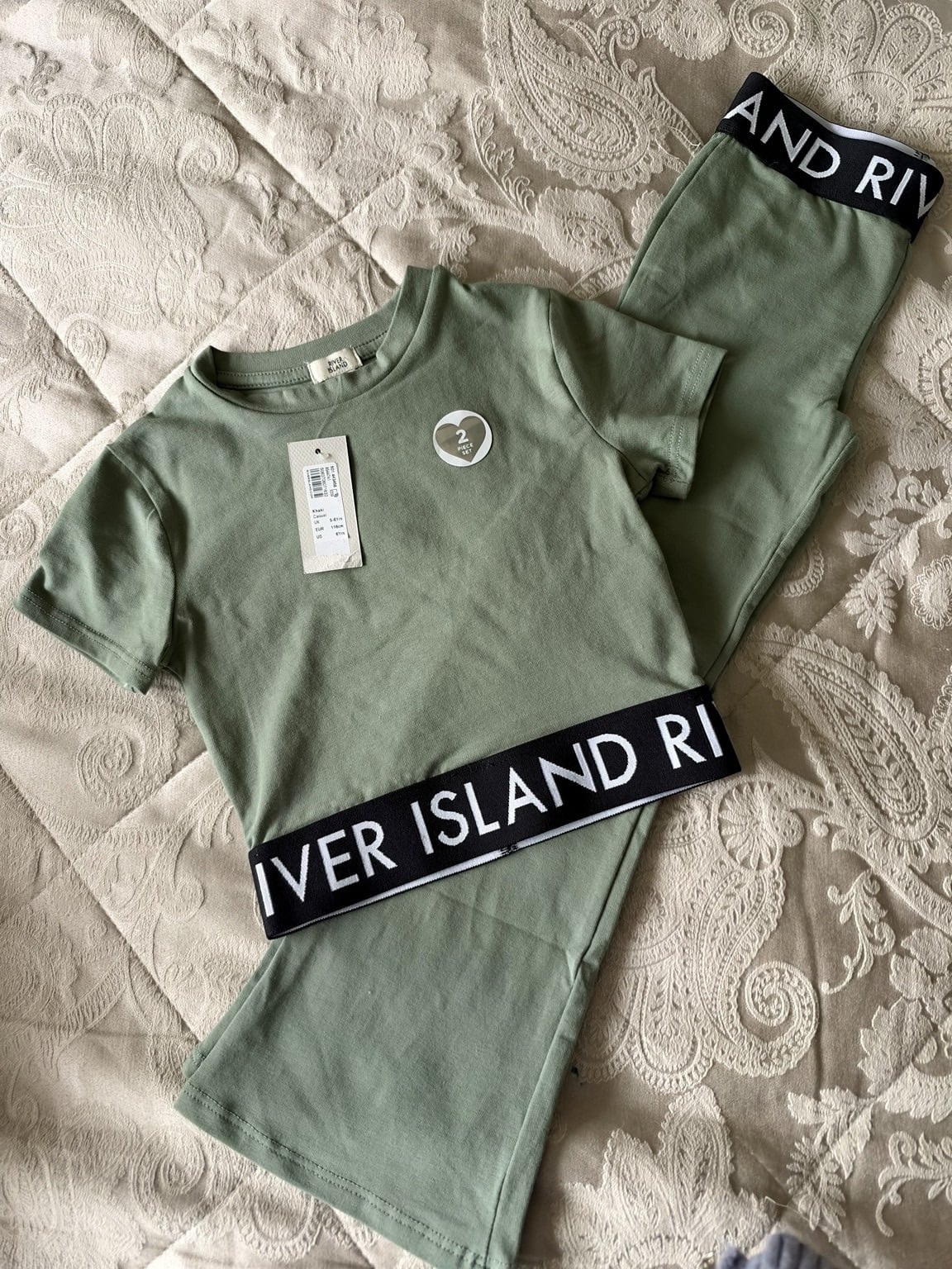 River Island kids khaki green two piece t-shirt and leggings set, Green, size 5-6 years