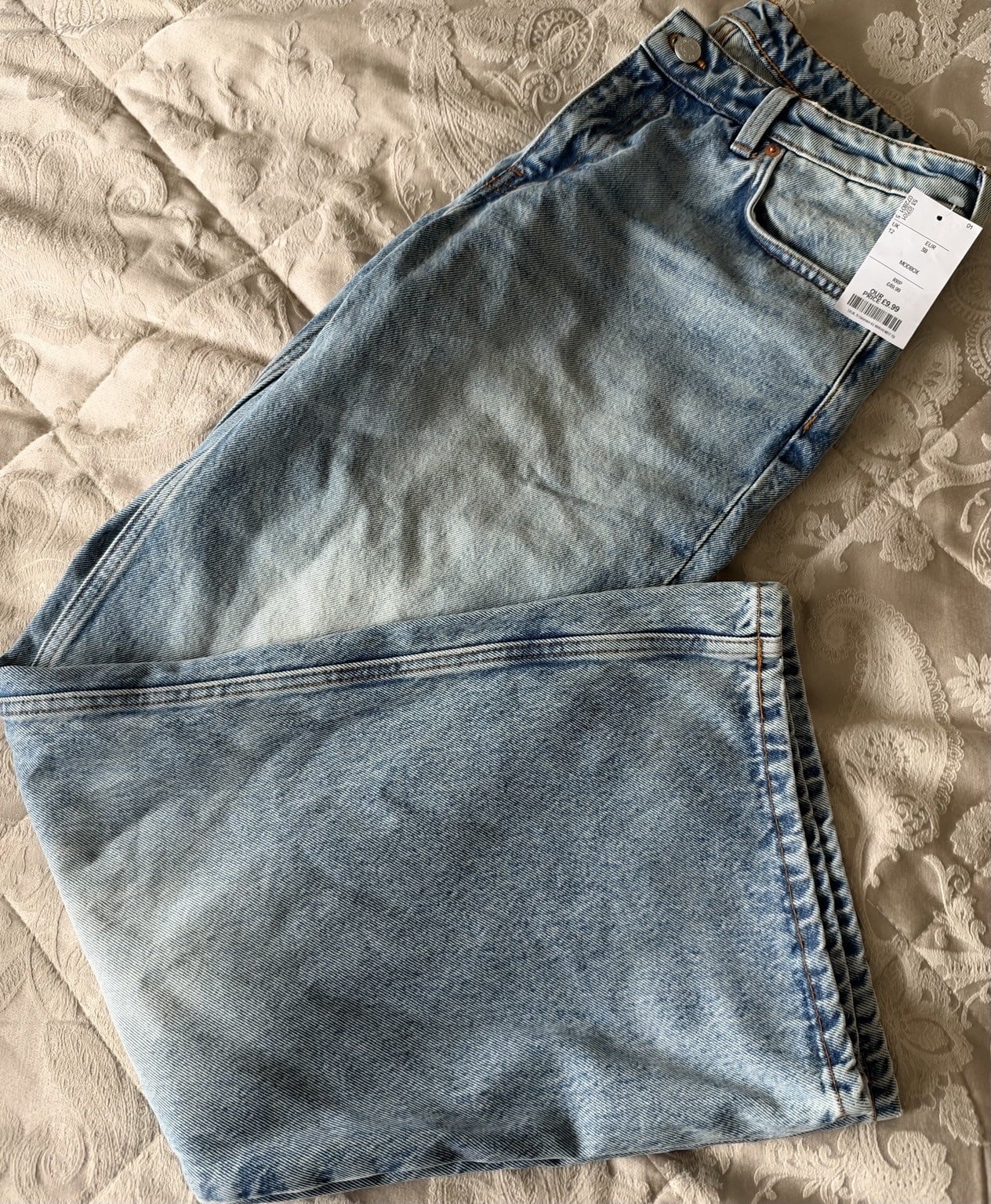 Light wash wide leg jeans, new with tag, Light blue, size UK 14