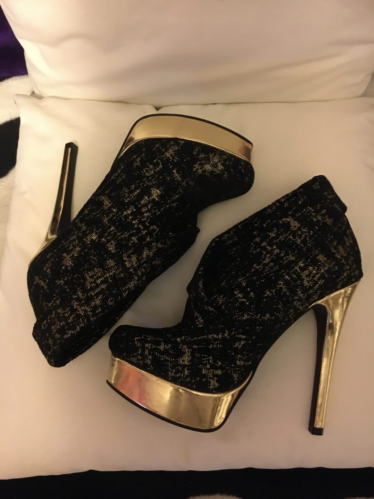 Chinese Laundry Platform Stiletto Boots, Black