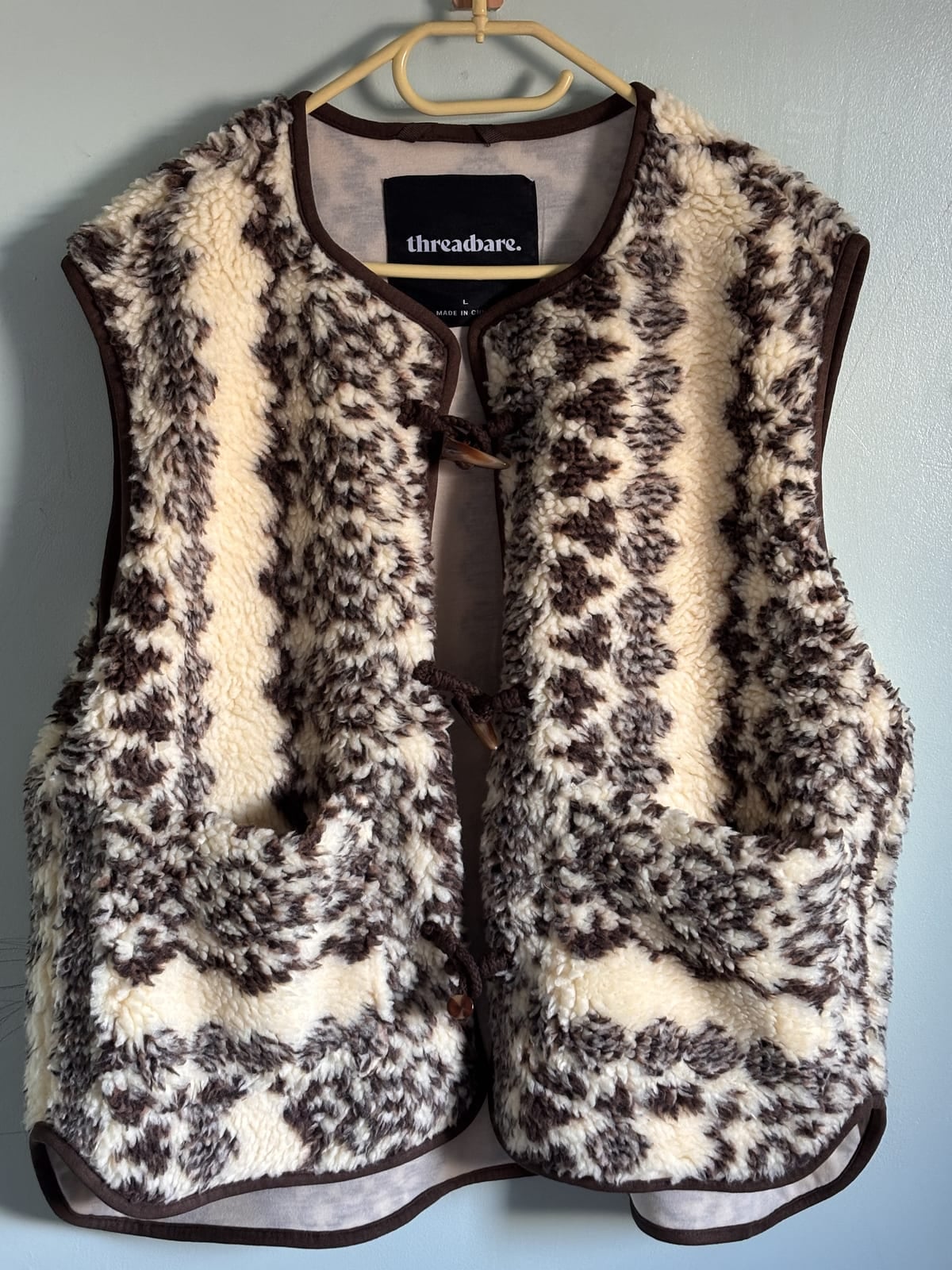 Threadbare cream and brown patterned borg fleece gilet with toggle fastening, size L, Cream, size L