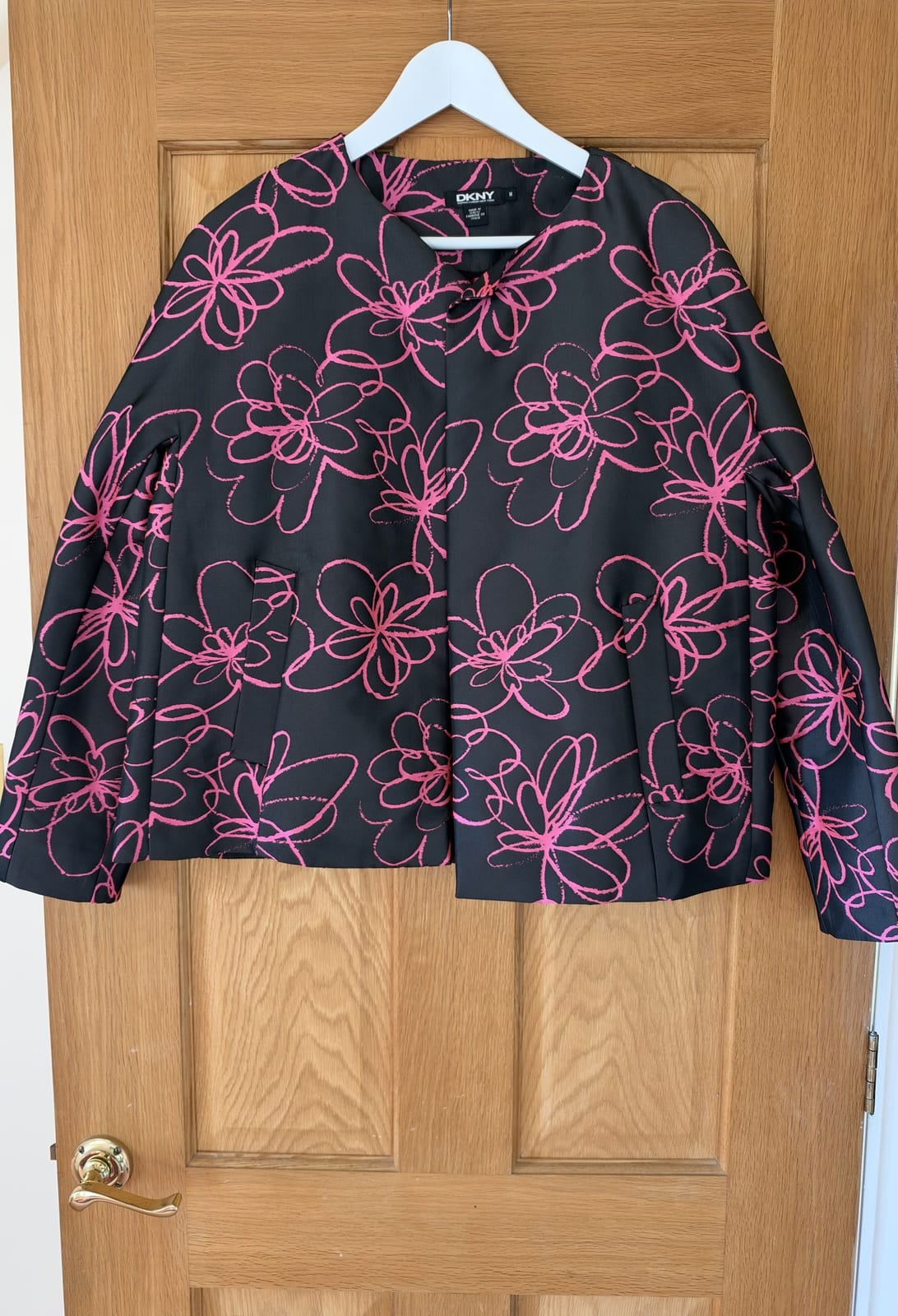 DKNY black and pink floral jacquard collarless jacket, size M, Black, size M
