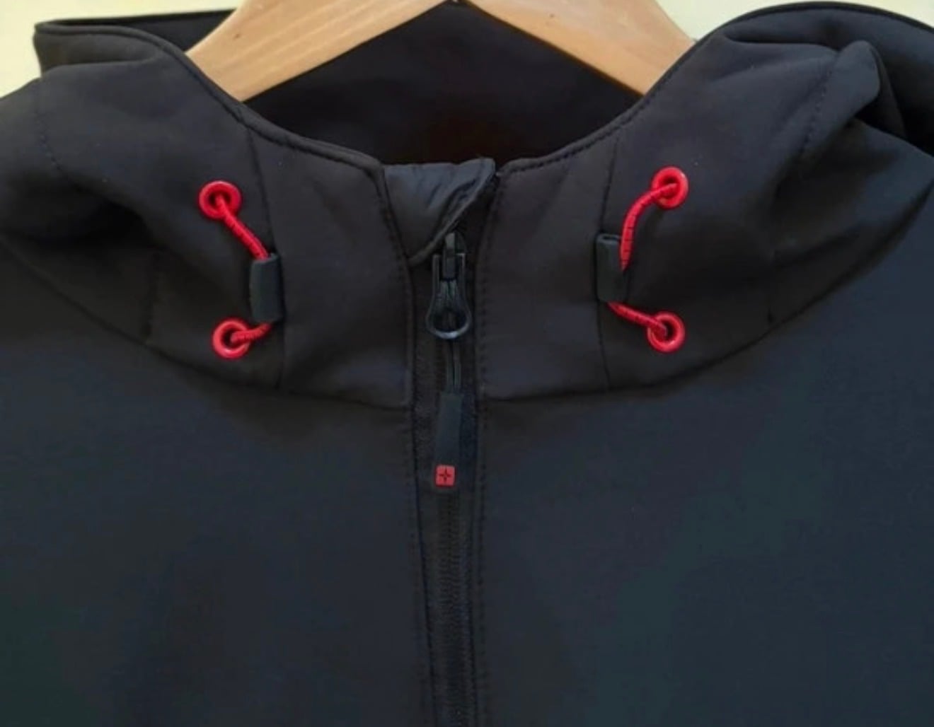 Mountain Warehouse black hybrid hooded jacket, softshell and quilted panels, Black, size 3XL