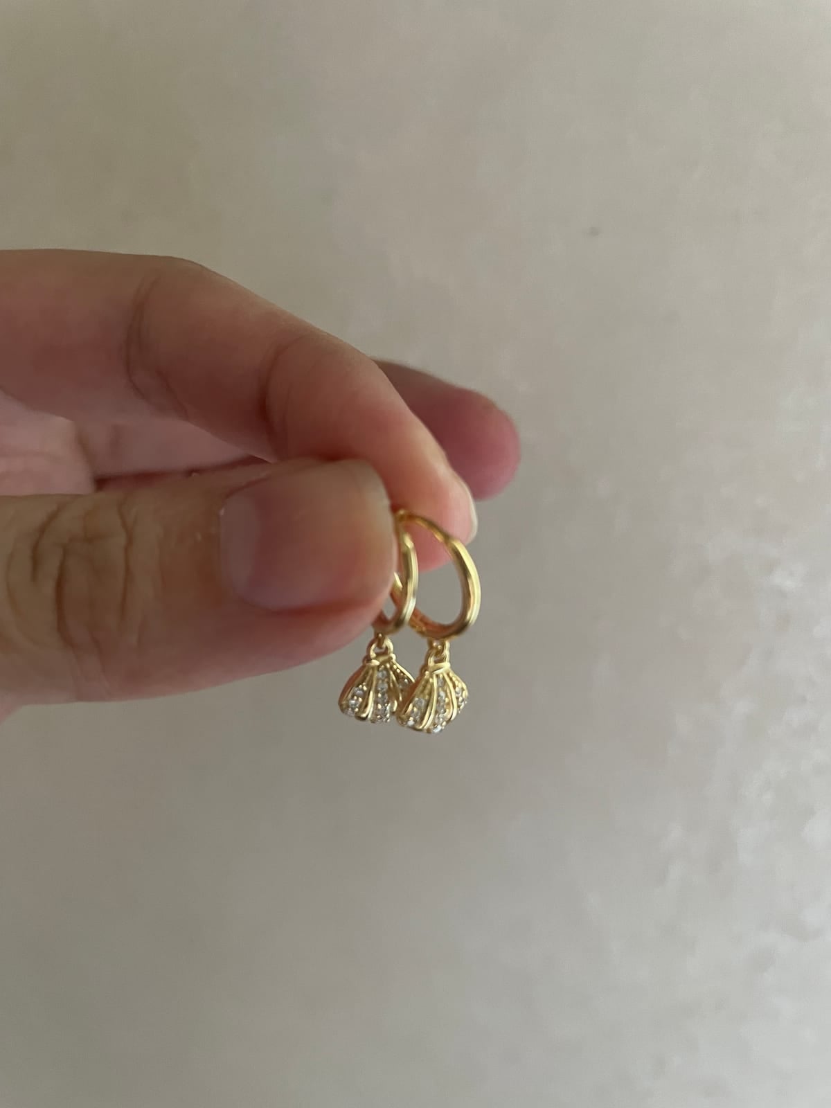 14k gold plated 925 sterling silver shell charm huggie hoop earrings, Gold