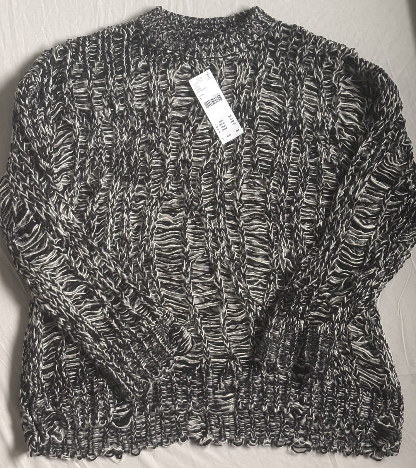 Urban Outfitters black and white twist ladder knit distressed jumper, size S, Grey, size S