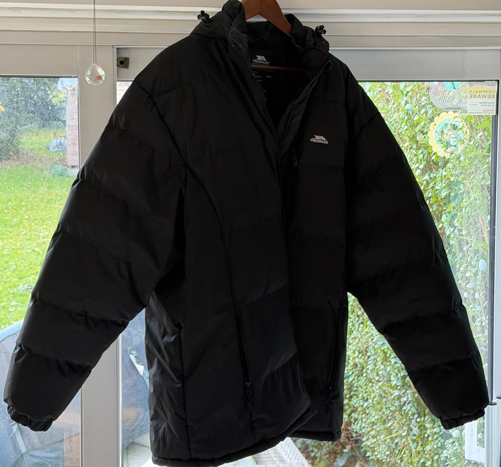 Trespass black padded puffer jacket with hood, Black, size 3XL